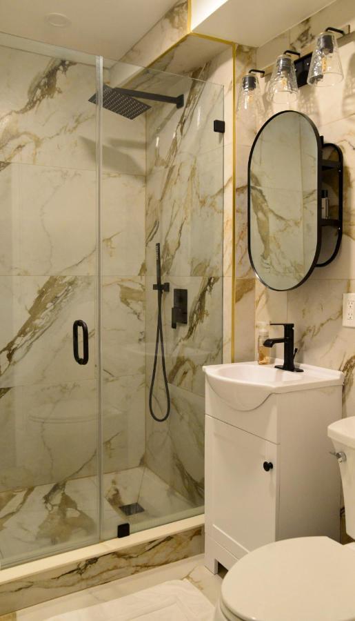 Modern Two Bedroom Condo - Boston Stoneham エクステリア 写真